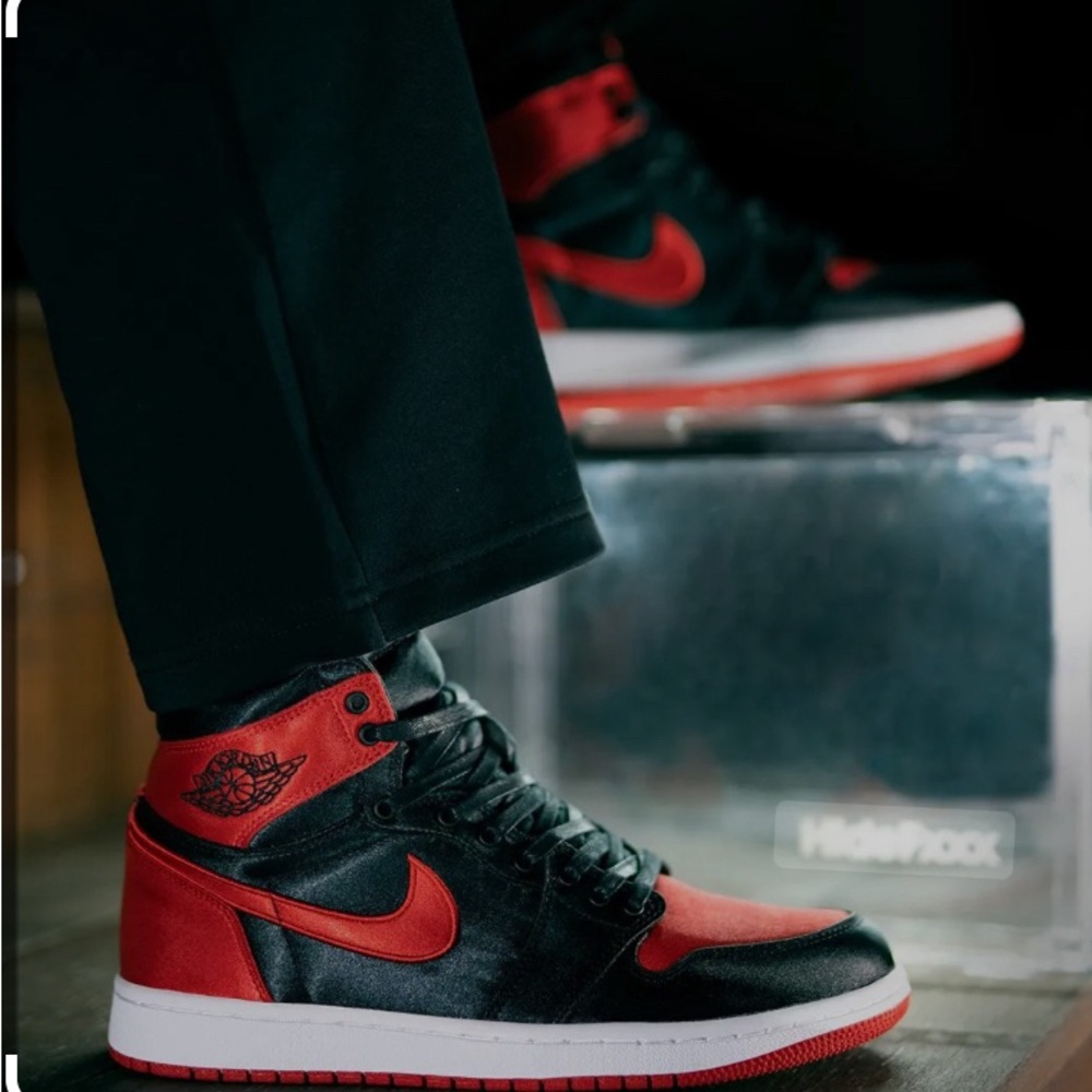 Womens Satin Bred Air Jordan 1 Retro Hi OG